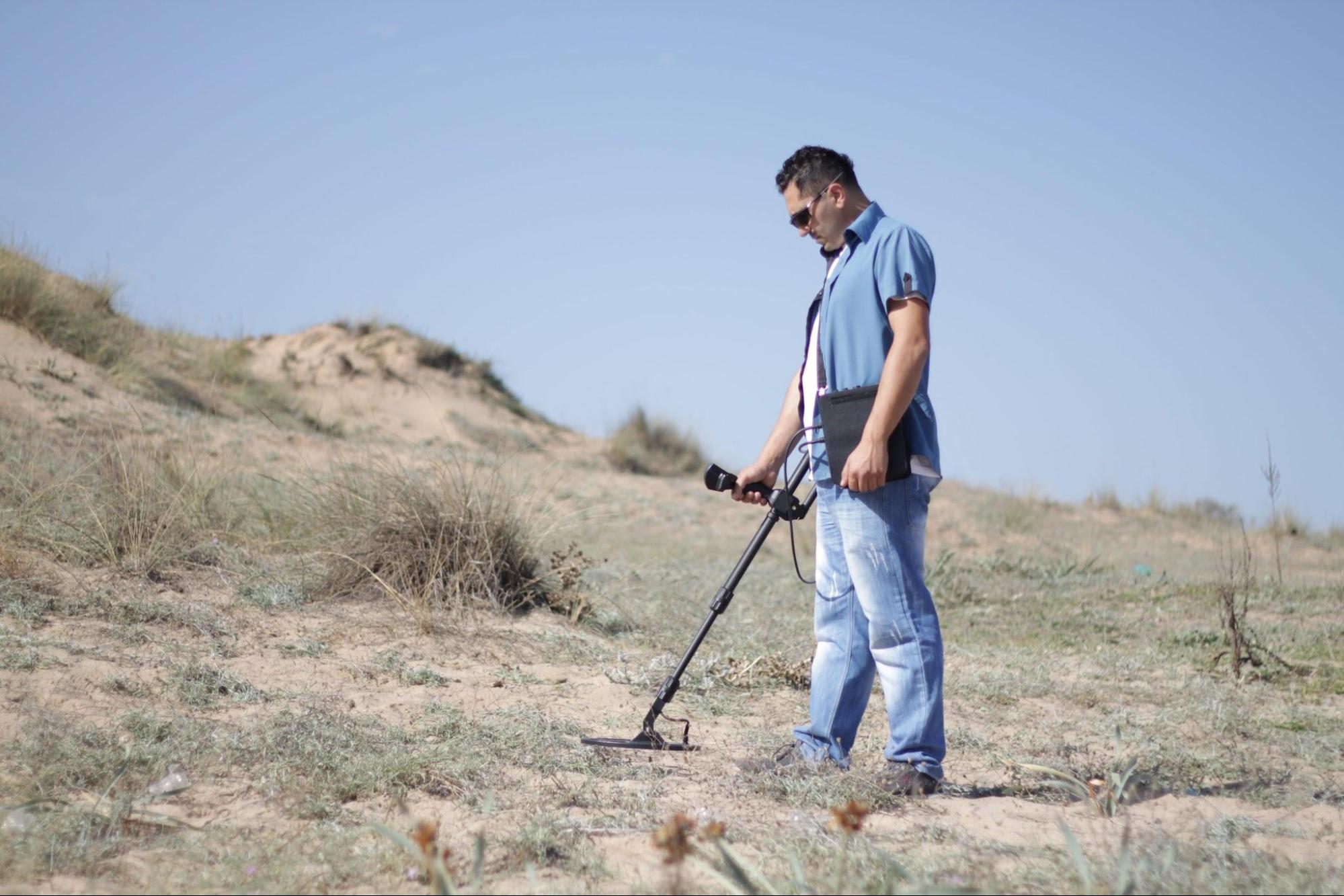 How Do Metal Detectors Work