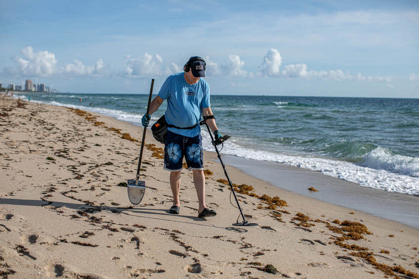 CKG 11x8 Metal Detecting Sand Scoop - Treasure Coast Metal Detectors